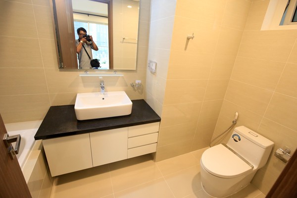 Bán căn hộ số 01 diện tích 114m2, 3 phòng ngủ tòa L3 Ciputra khu đô thị Ciputra 16