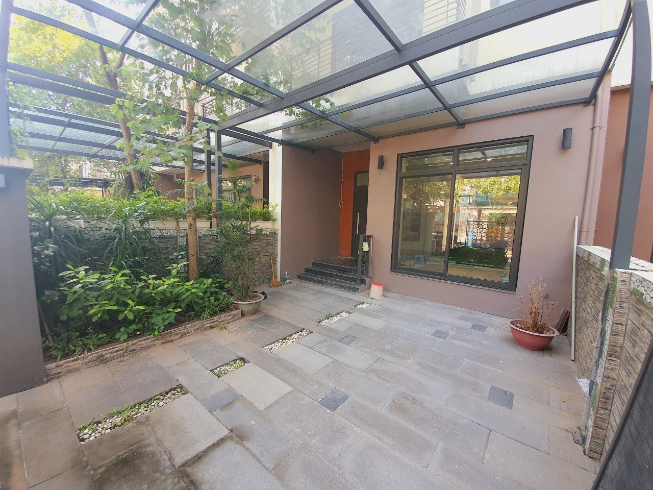 Bán liền kề khu H10 Starlake Tây Hồ Tây diện tích 120m2 hoàn thiện cơ bản ban công Nam 2