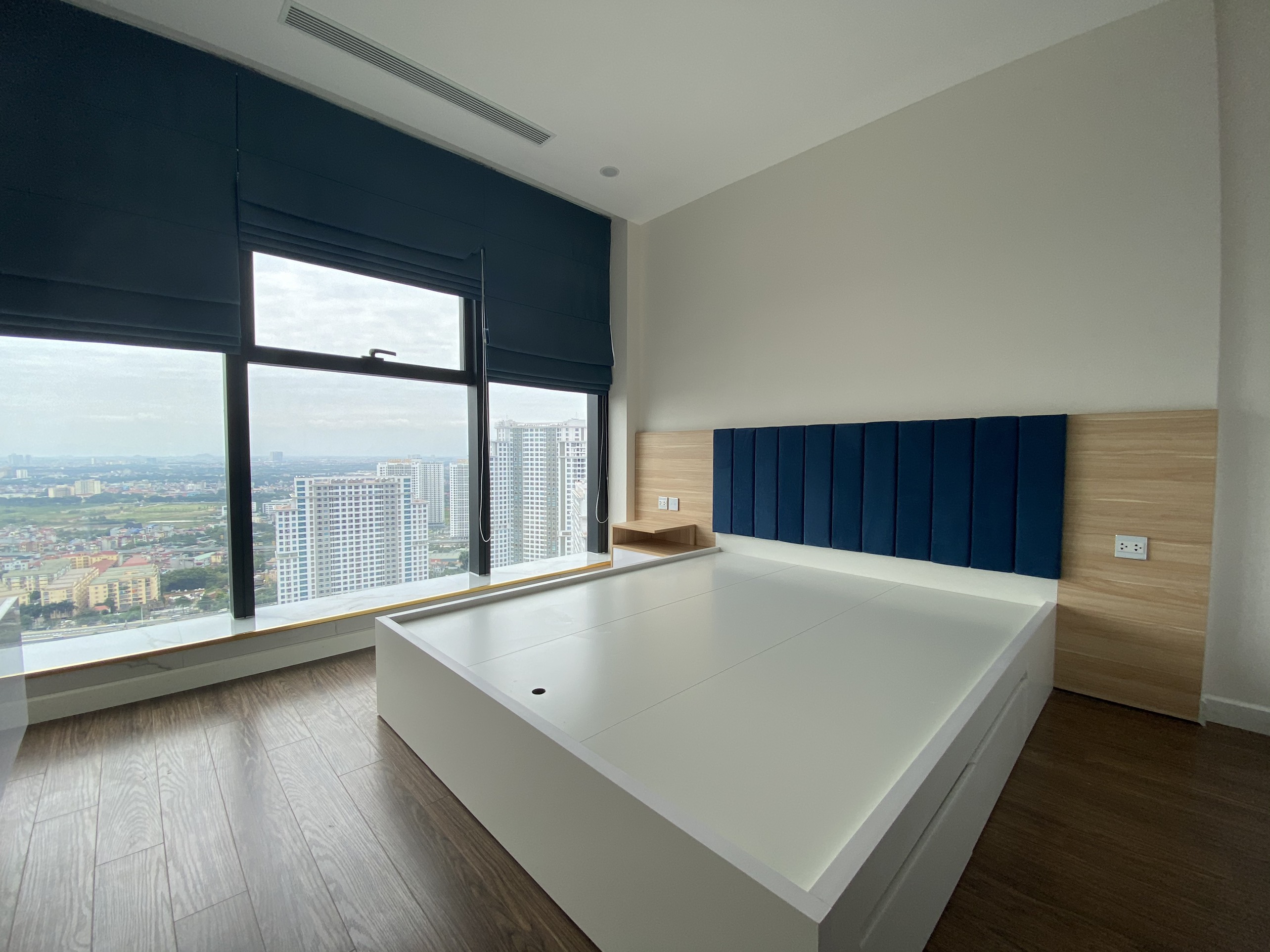Căn hộ cho thuê 2 ngủ full đồ tại Sunshine City Ciputra 2
