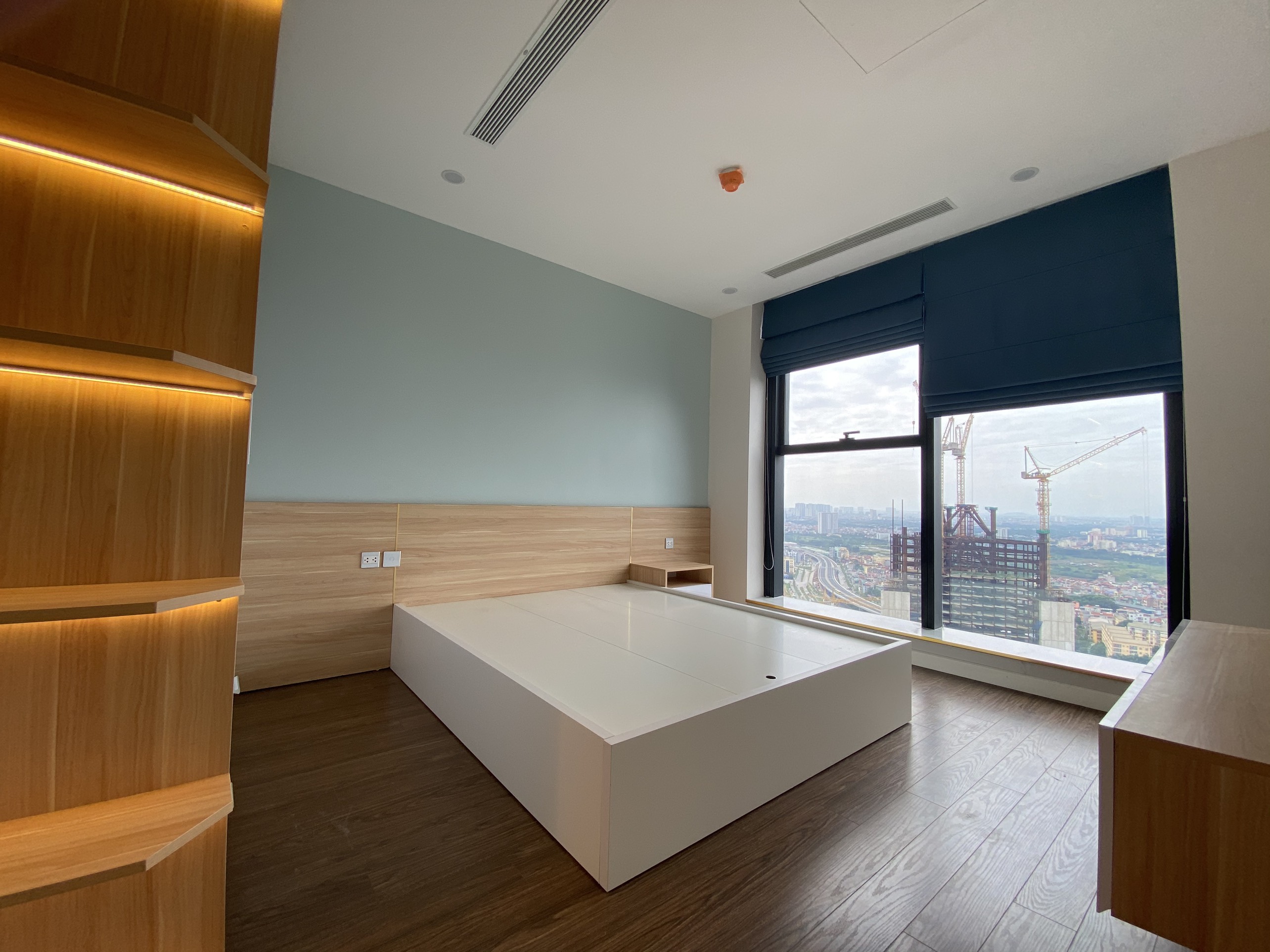 Căn hộ cho thuê 2 ngủ full đồ tại Sunshine City Ciputra 5