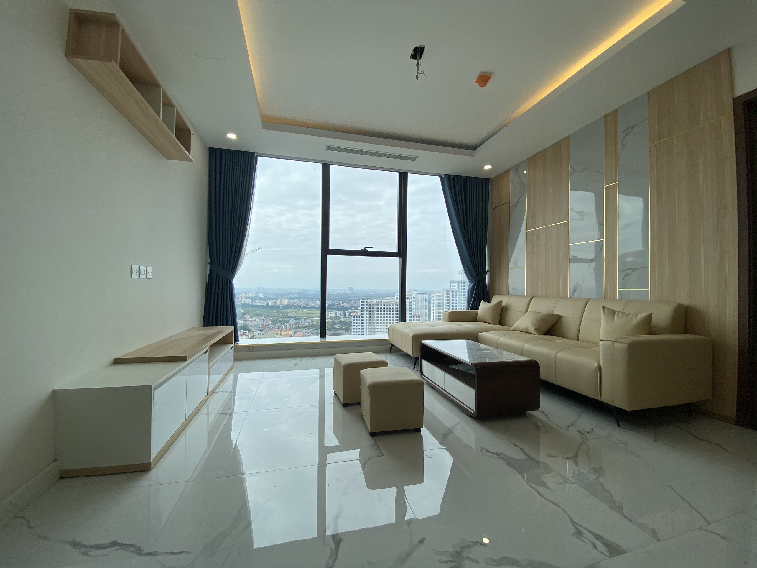Căn hộ cho thuê 2 ngủ full đồ tại Sunshine City Ciputra 8