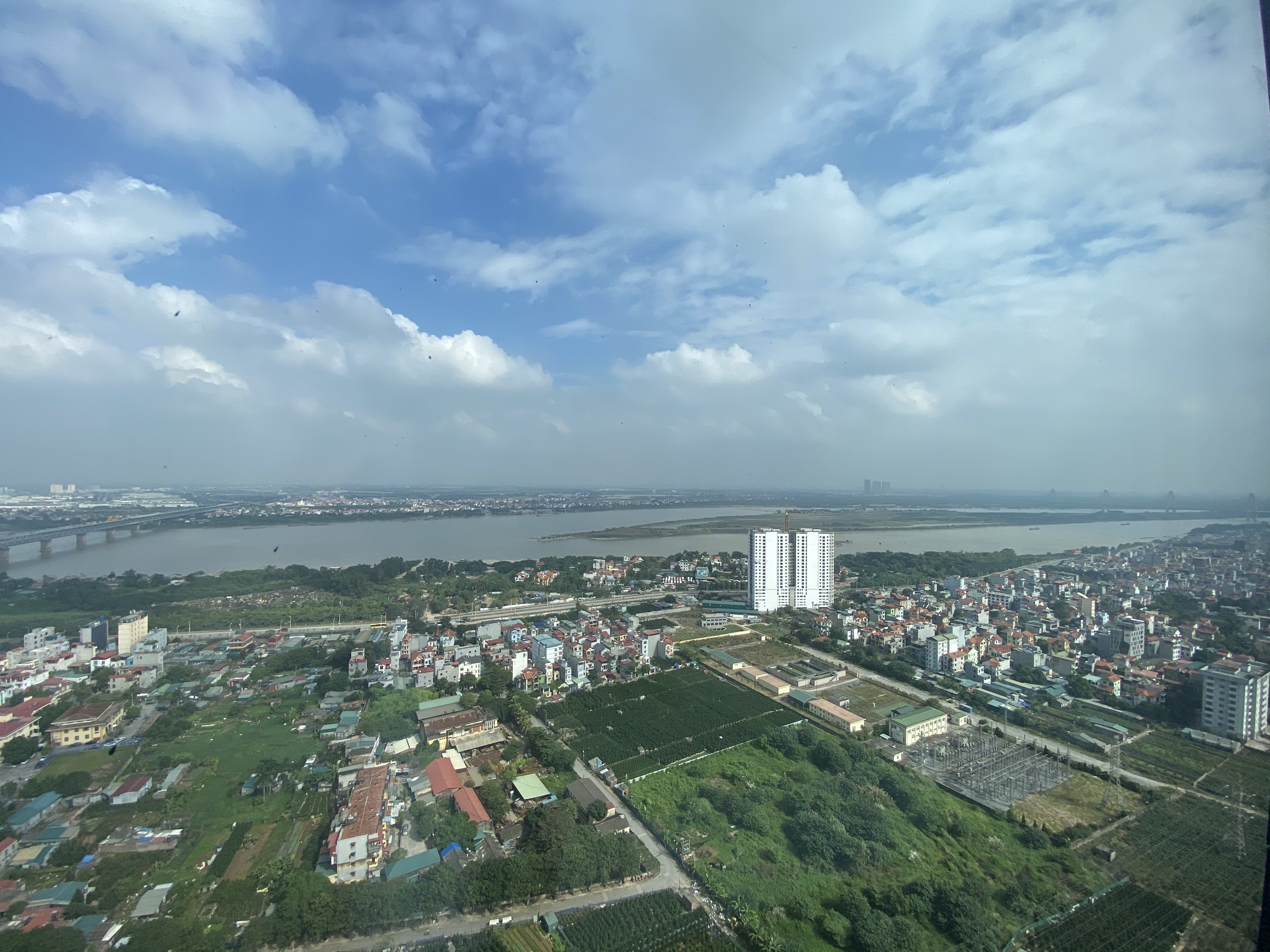 Căn hộ Duplex tầng cao rộng 168m2, 4 ngủ cần cho thuê tại Sunshine City Hà Nội 2