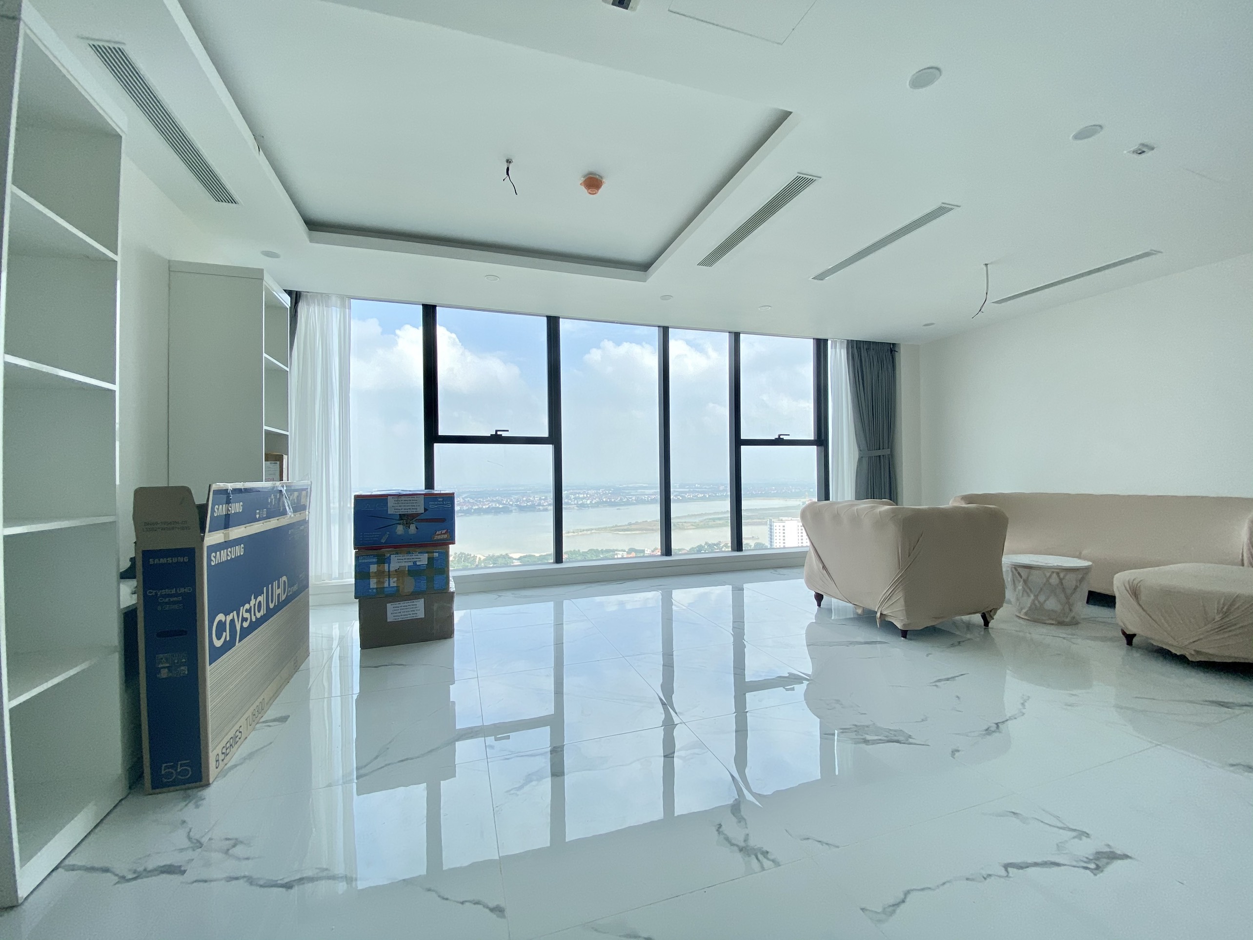 Căn hộ Duplex tầng cao rộng 168m2, 4 ngủ cần cho thuê tại Sunshine City Hà Nội 4