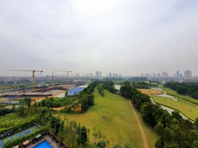 Chính chủ cho thuê căn hộ 3 ngủ 154m2 view sân golf toà L4 The Link Ciputra 2