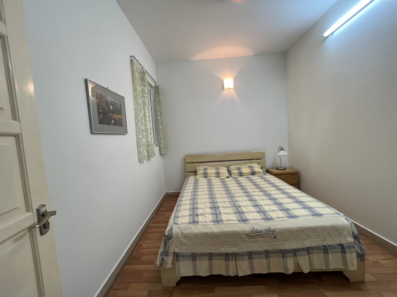 Chính chủ cho thuê căn hộ 3PN/123m2 tòa E5 Ciputra Hà Nội 5