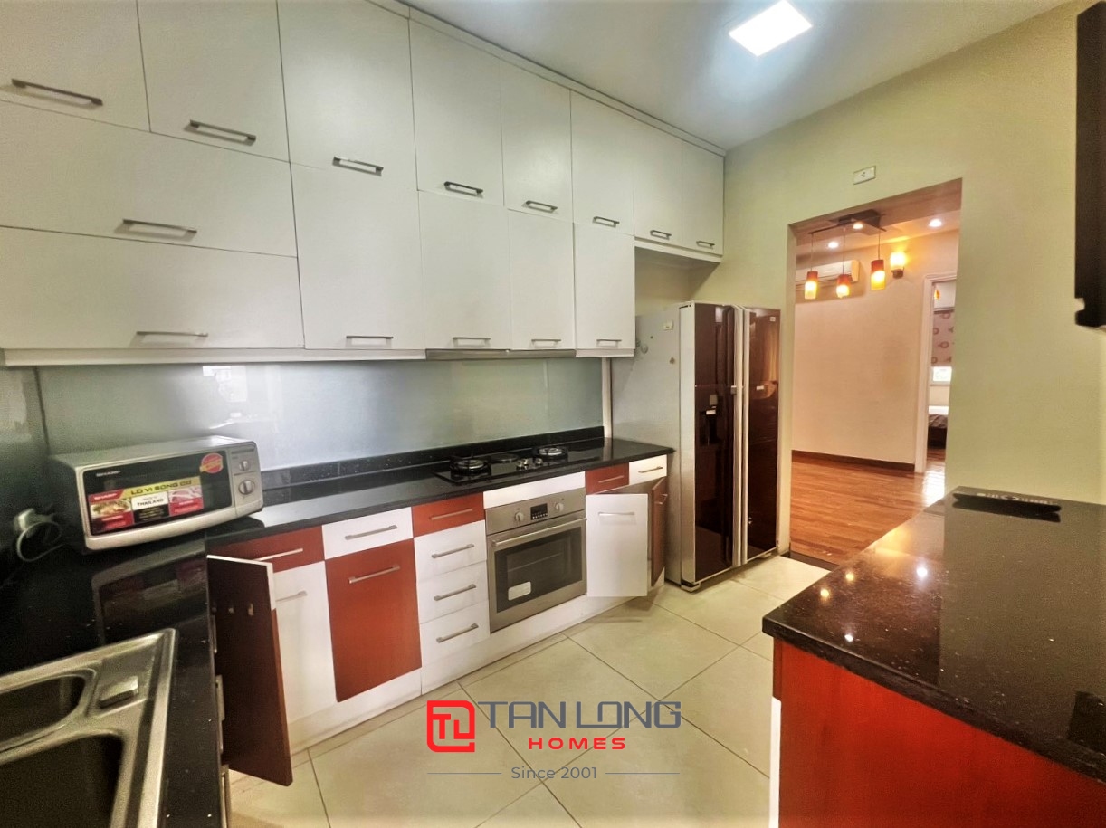 Cho thuê căn hộ 4 ngủ 154m2 full đồ mới tòa E1 Ciputra, nhận nhà nhanh 4