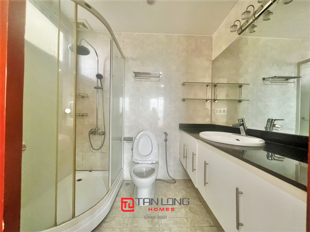 Cho thuê căn hộ 4 ngủ 154m2 full đồ mới tòa E1 Ciputra, nhận nhà nhanh 12