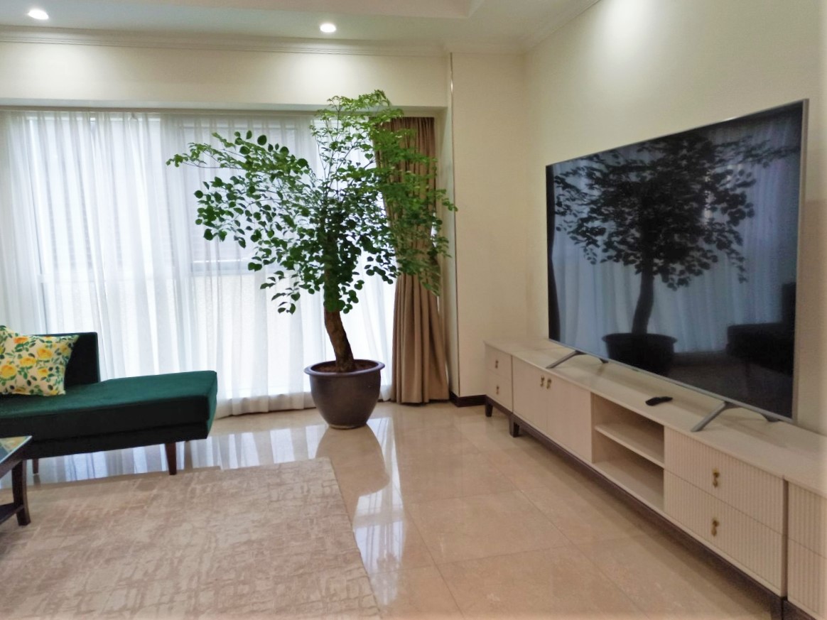 Cho thuê căn hộ 4PN/267m2 tầng thấp view sân tennis tại L2 Ciputra 1