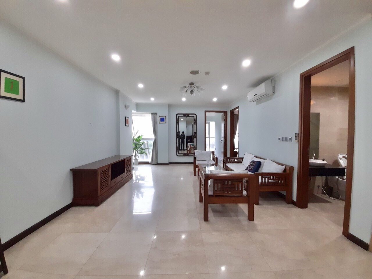 Cho thuê căn hộ thấp tầng L2- Ciputra diện tích 114m2, 3 ngủ full nội thất 3