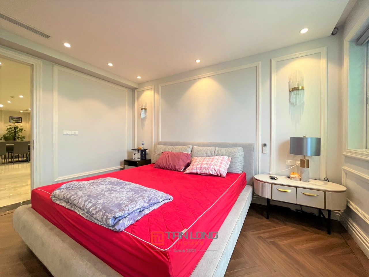 Cho thuê Penthouse đẳng cấp 3PN/230m2 full đồ nhập khẩu tại E4 Ciputra 10