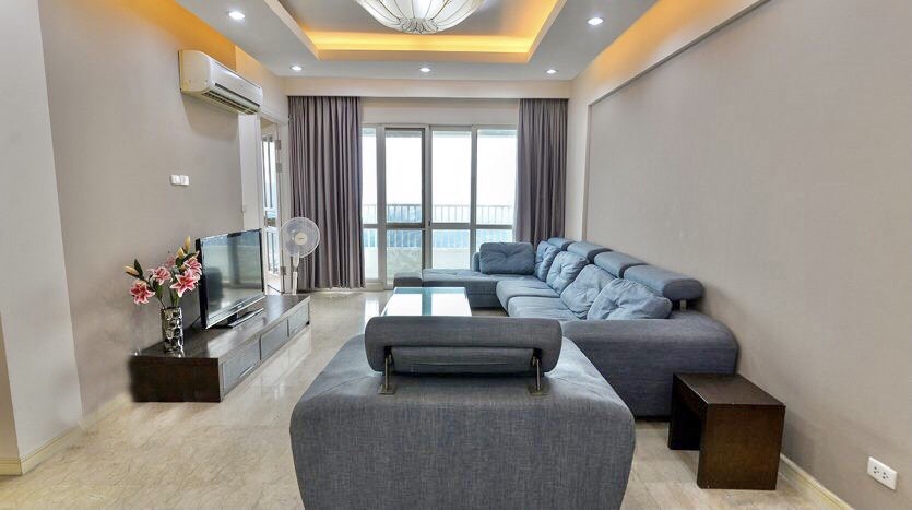 Cho thuê căn hộ giá mềm tại tầng trung tòa P1 Chung cư Ciputra Hà Nội, DT 182m2, full đồ cao cấp