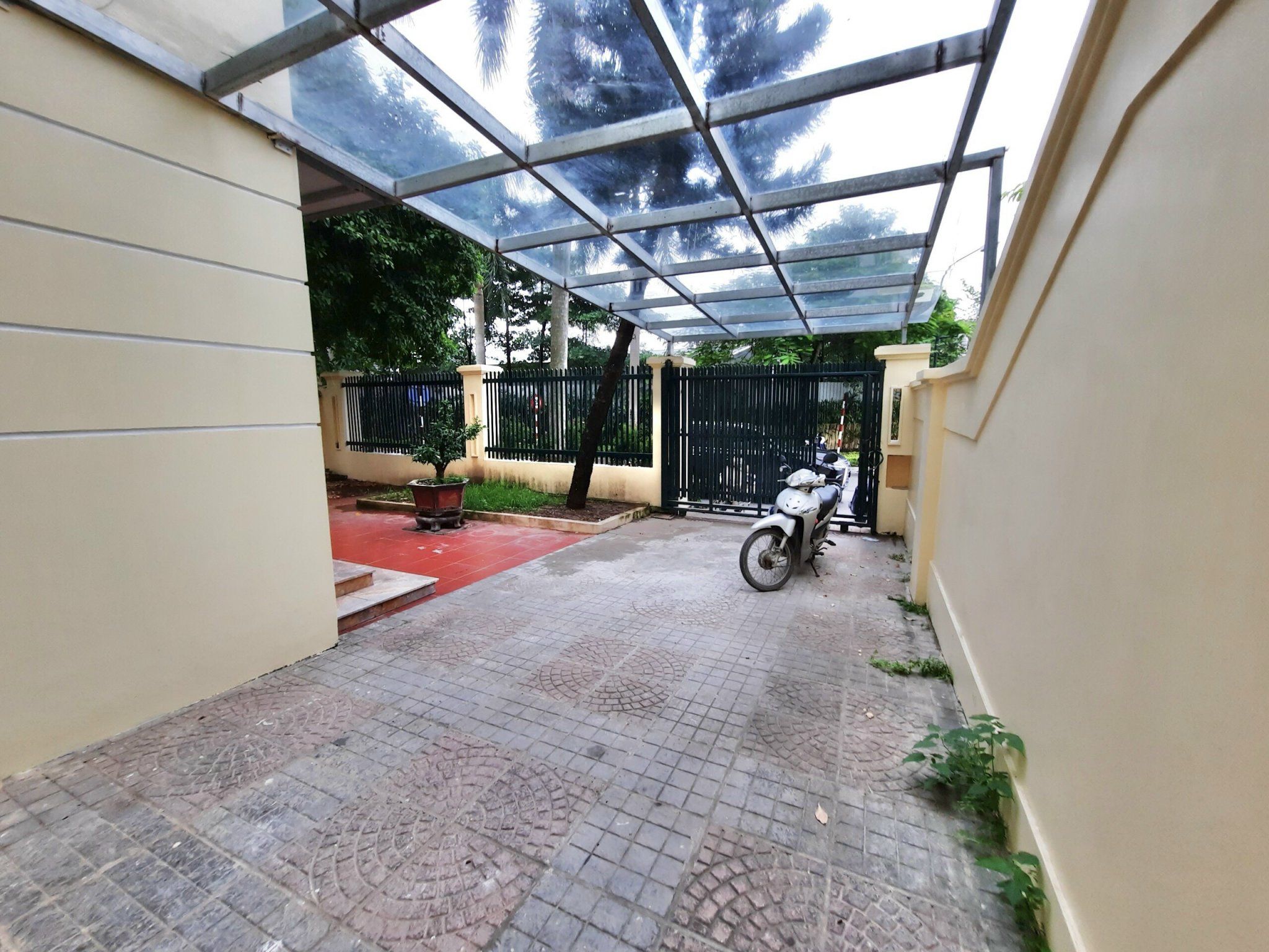 Bán biệt thự đường đôi, căn 6PN/345m2 nội thất chủ đầu tư tại C1 Ciputra 6