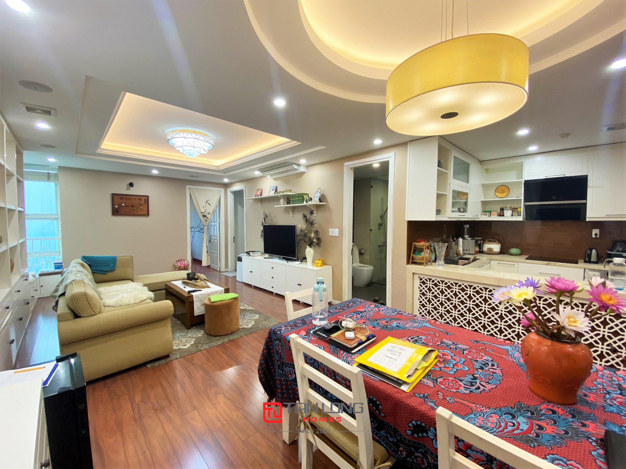 Bán căn hộ 3PN/119m2 view hồ ban công Đông Nam tại G3 Ciputra 4