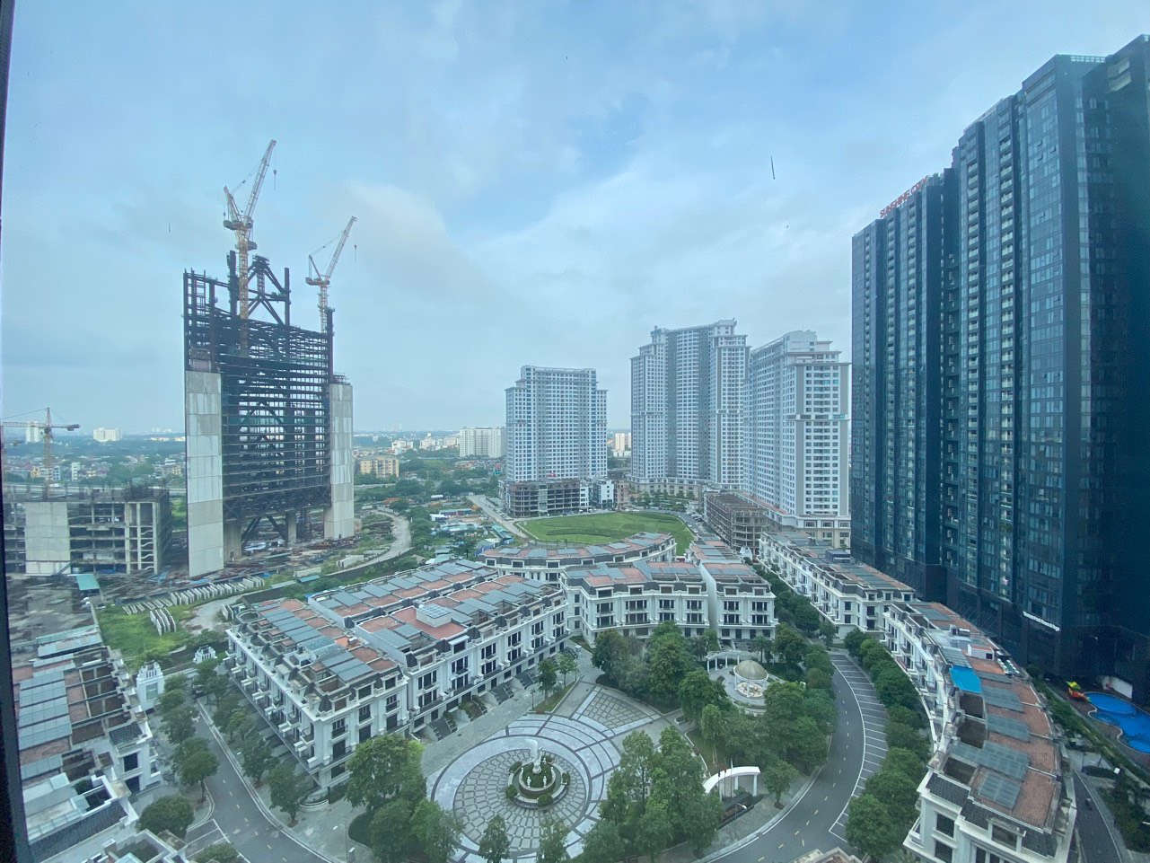 Bán căn hộ Sunshine City tòa S4: 90m2 x 3 ngủ full đồ, sổ đỏ sang tên nhanh 9
