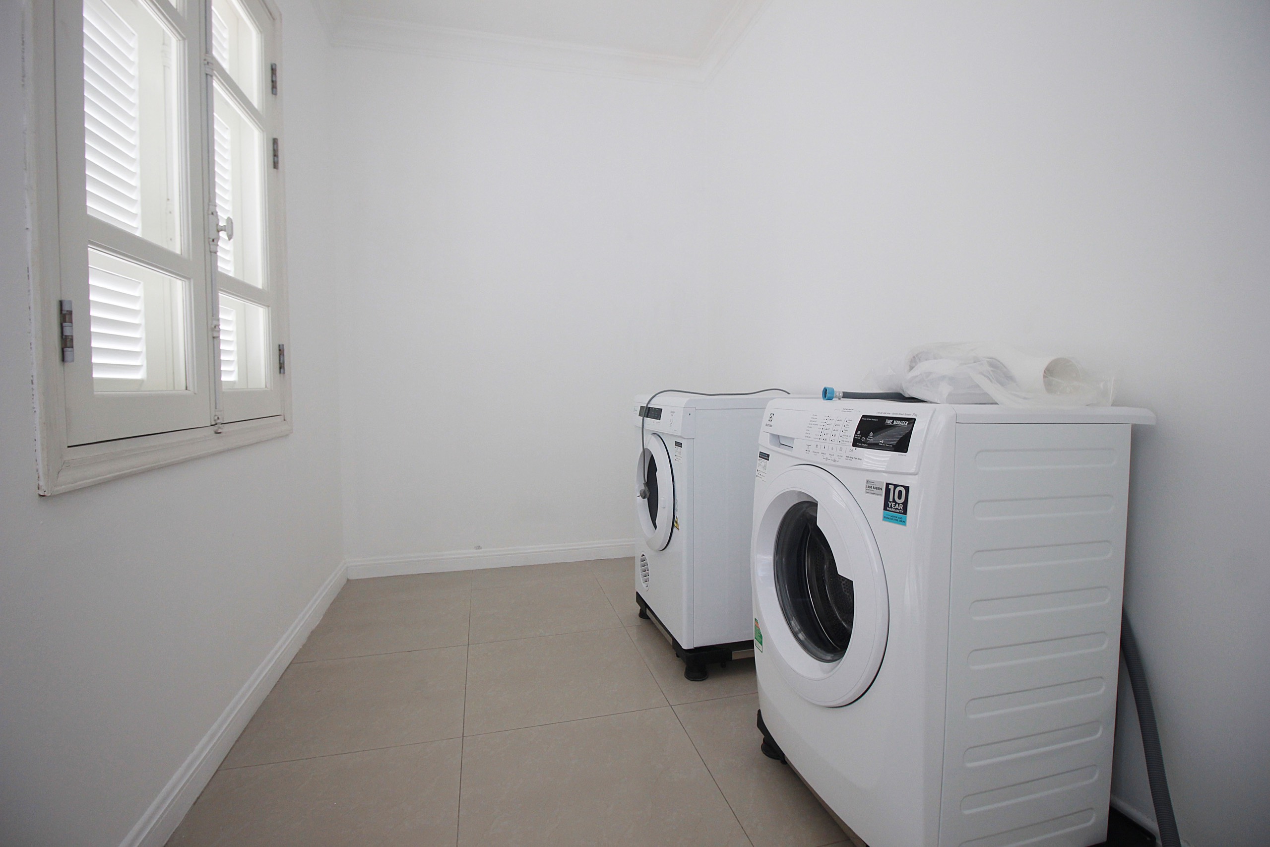 Bán nhà biệt thự khu K Khu đô thị Ciputra giá mềm, DT 180m2 x 3 tầng, 5 ngủ. 8