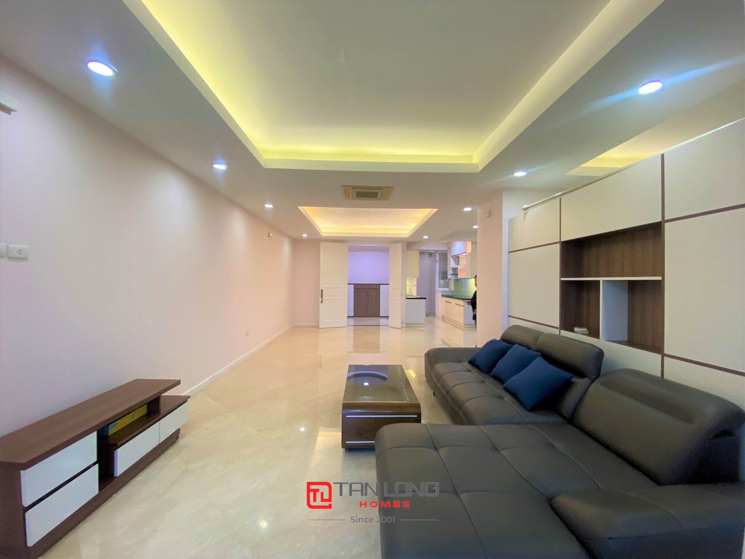 Bán nhanh căn 4PN/182m2 view Golf đẳng cấp tại P2 Ciputra 2
