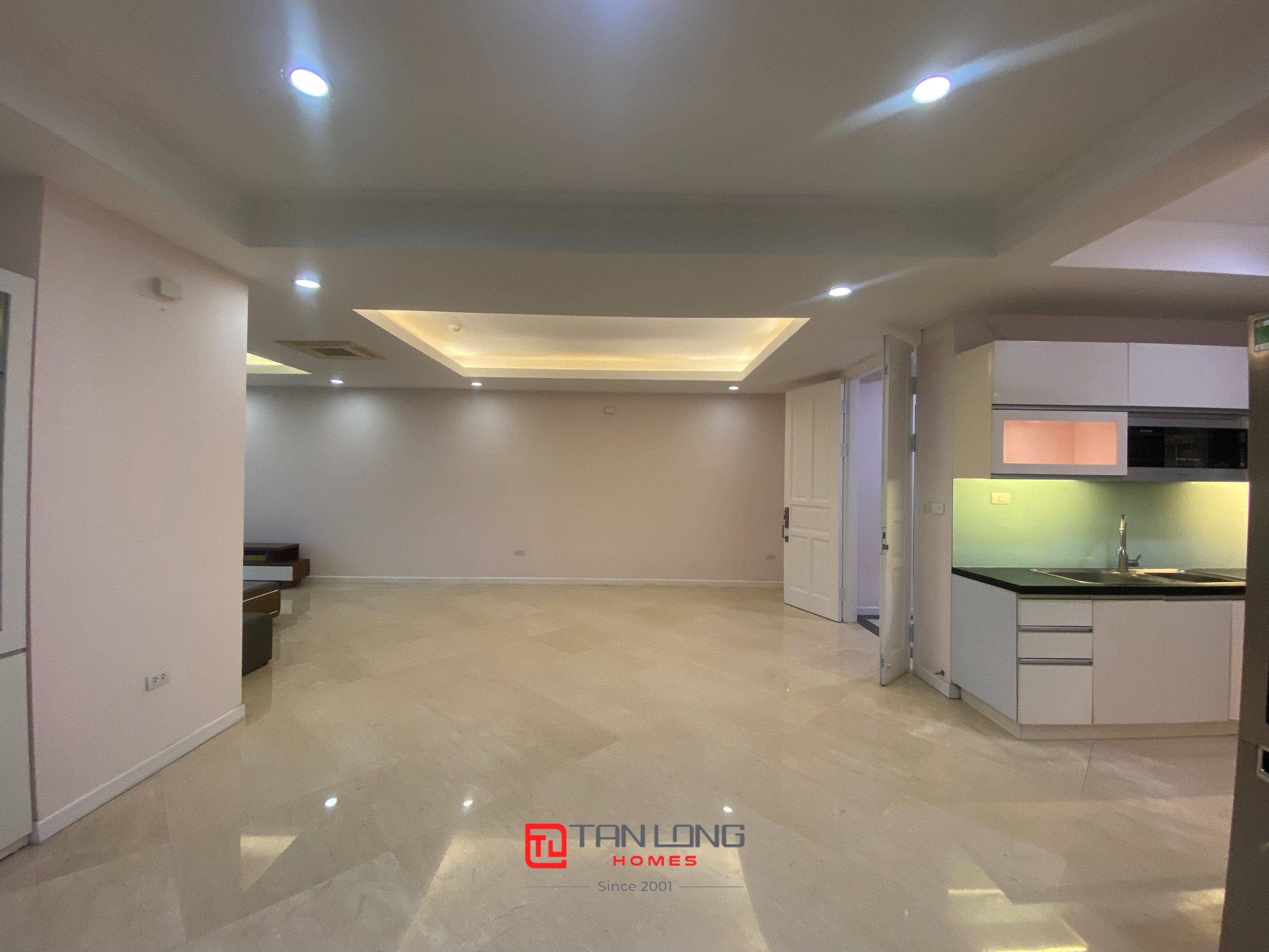 Bán nhanh căn 4PN/182m2 view Golf đẳng cấp tại P2 Ciputra 4