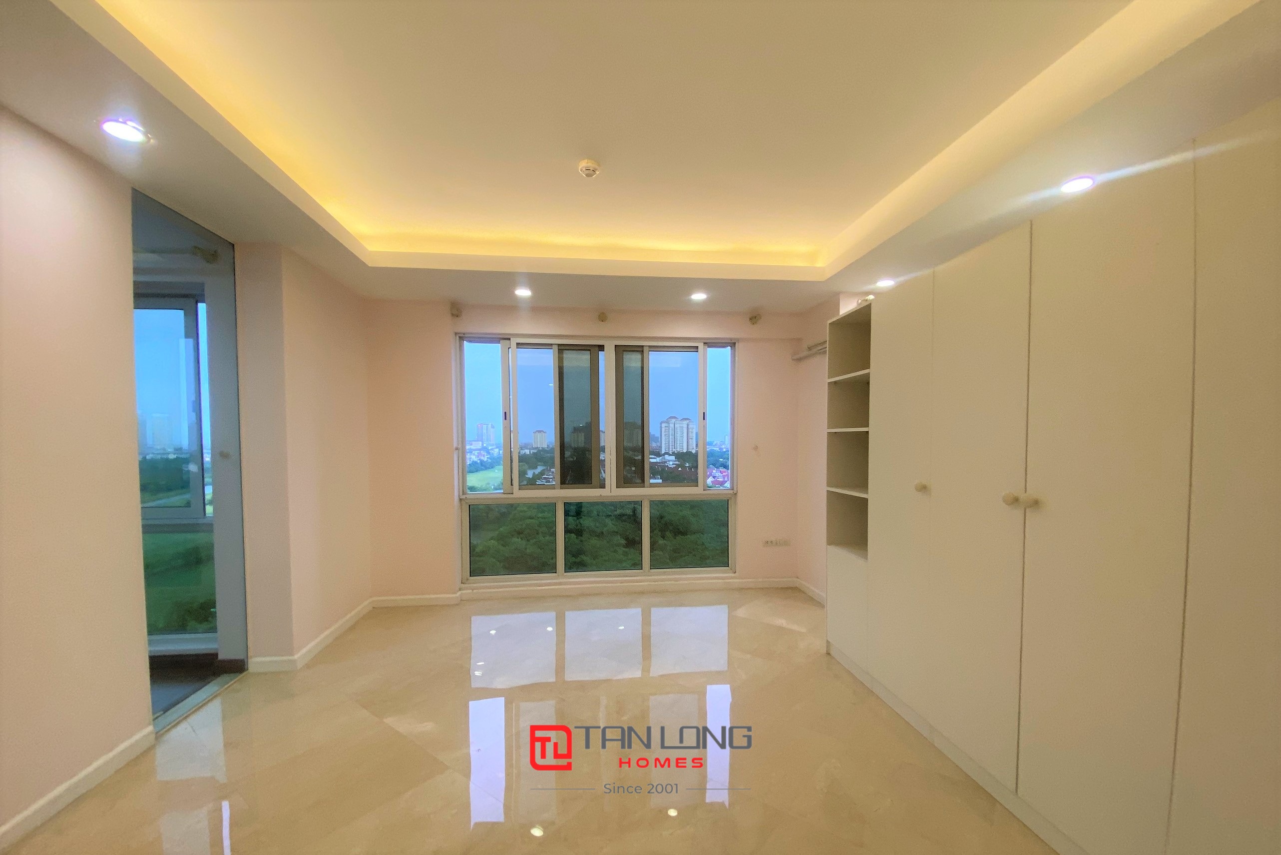 Bán nhanh căn 4PN/182m2 view Golf đẳng cấp tại P2 Ciputra 6