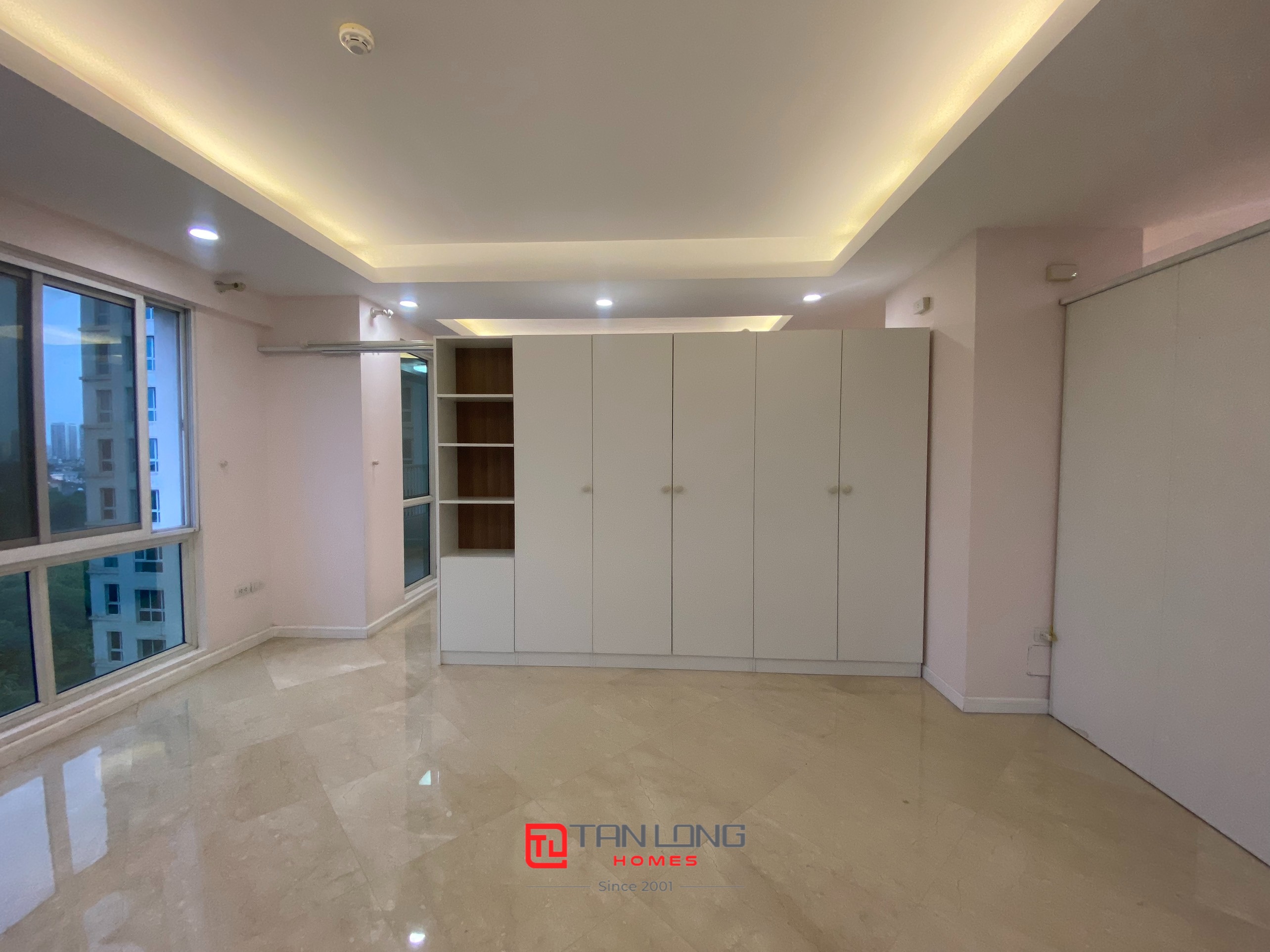 Bán nhanh căn 4PN/182m2 view Golf đẳng cấp tại P2 Ciputra 7