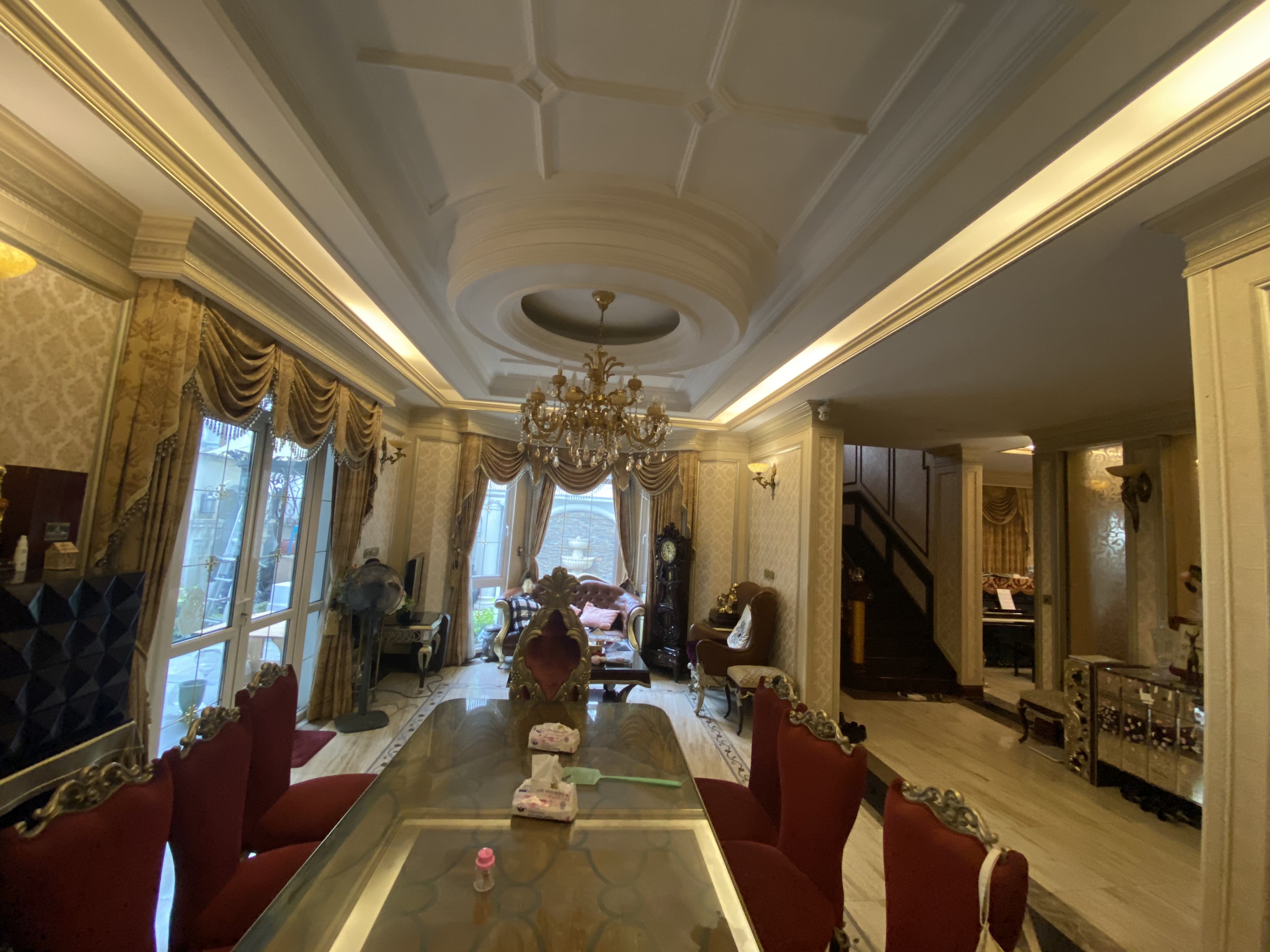 Cần bán căn góc C5 Ciputra, 382m2, 6 phòng ngủ, full đồ, sân vườn riêng 2