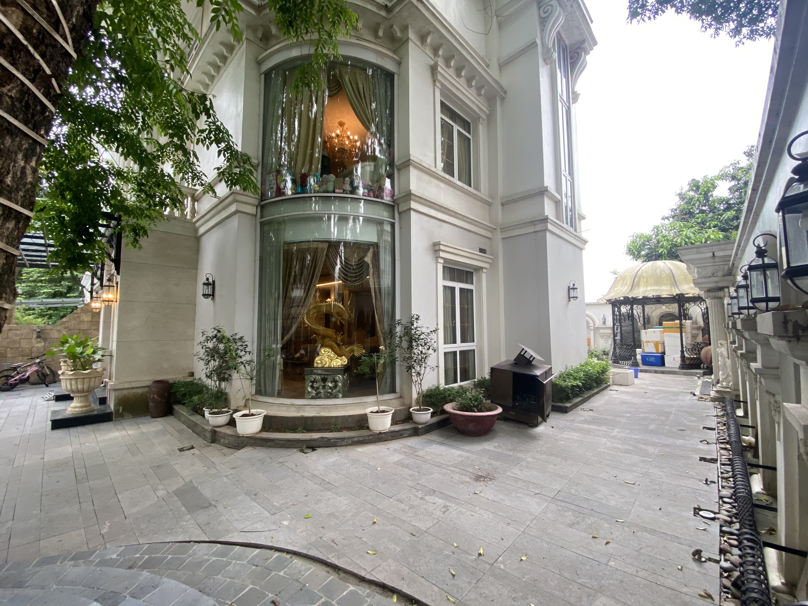 Cần bán căn góc C5 Ciputra, 382m2, 6 phòng ngủ, full đồ, sân vườn riêng 5