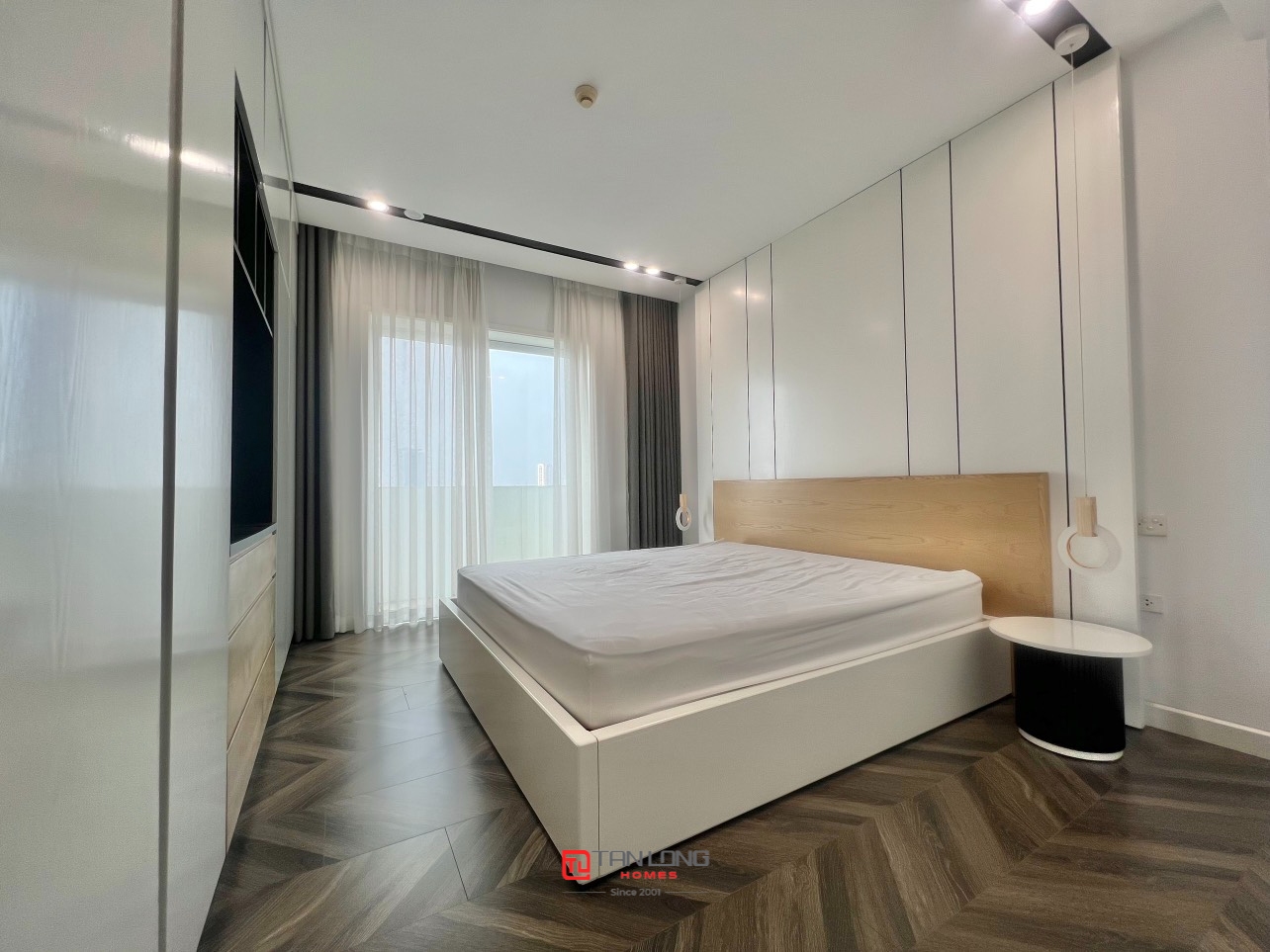 Căn hộ cao cấp E4 Ciputra cho thuê: DT 154m2 x 3 ngủ full đồ mới 13