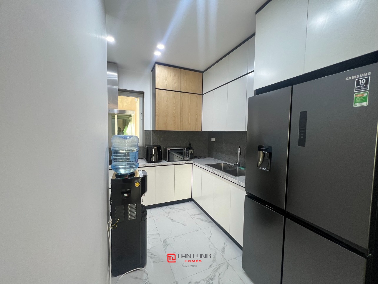 Căn hộ cao cấp E4 Ciputra cho thuê: DT 154m2 x 3 ngủ full đồ mới 7