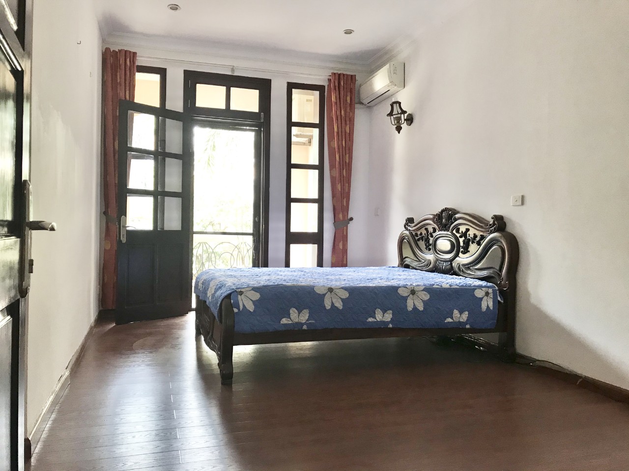 Chính chủ bán biệt thự Ciputra C2, 126m2/4PN, view trường học 7