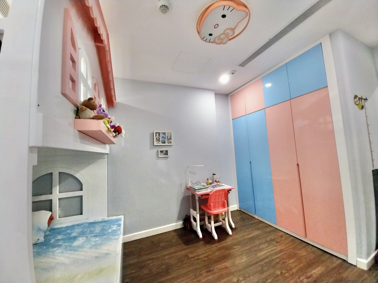 Chính chủ bán căn 3 ngủ 100m2 tầng thấp full đồ tòa S6 Sunshine City 6