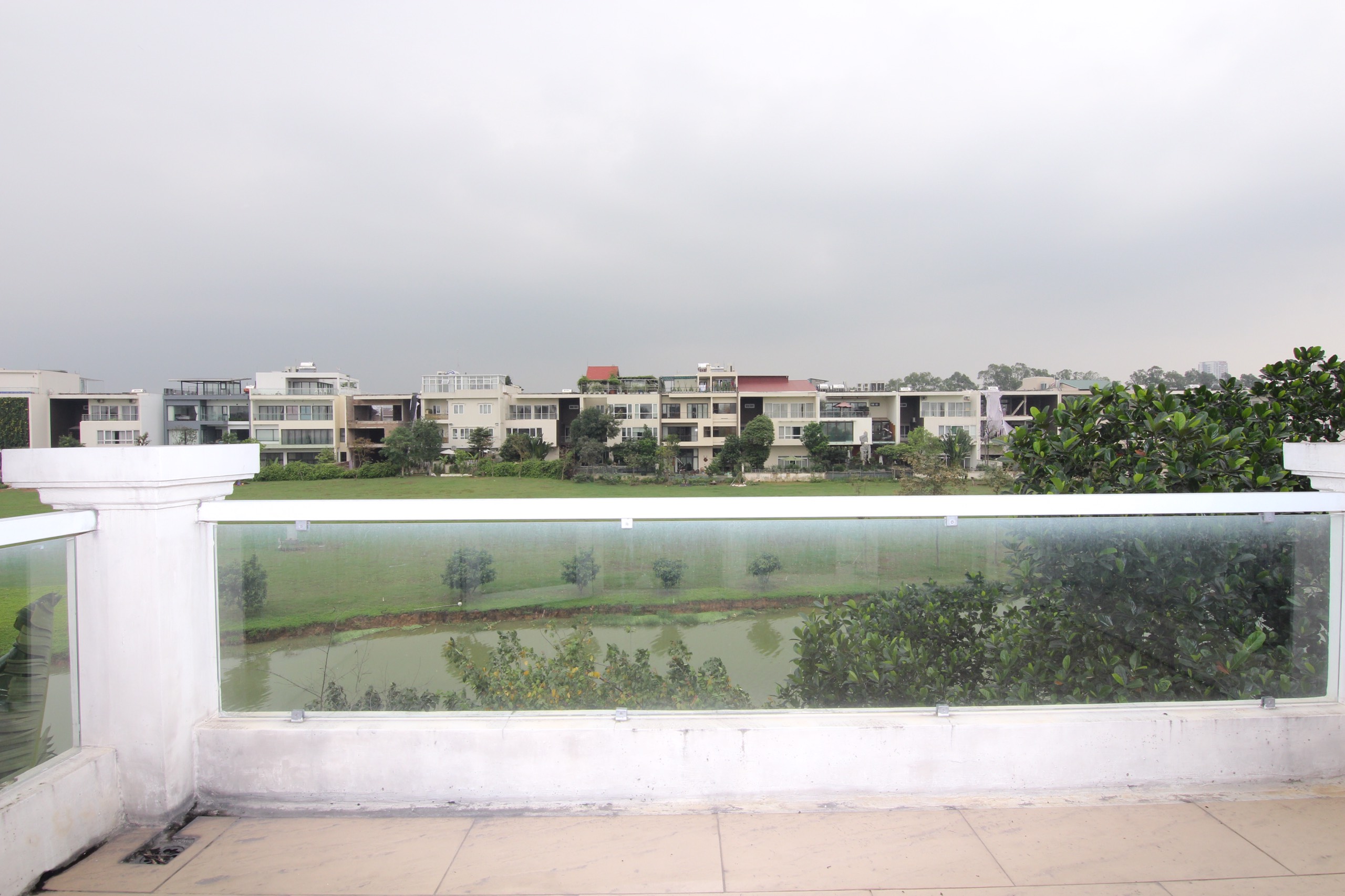 Chính chủ cần cho thuê biệt thự T3 diện tích 350m2 trong khu đô thị Ciputra Hà Nội 6