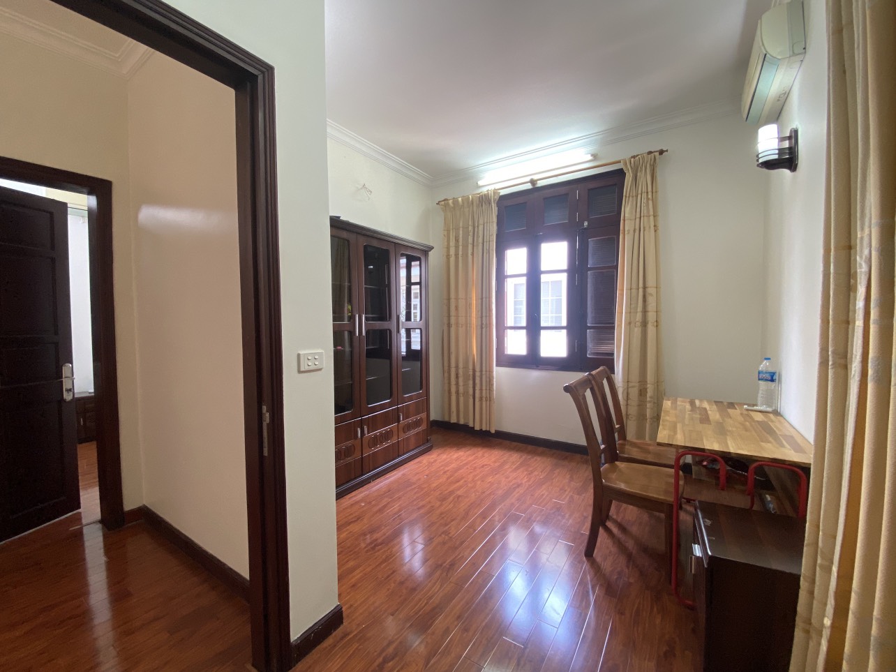Chính chủ cho thuê biệt thự 198m2 full đồ mới, vị trí đẹp tại C1 Ciputra 14