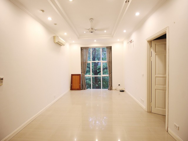 Chính chủ cho thuê biệt thự ciputra căn góc đồ cơ bản khu T diện tích 320m2 giá tốt 4