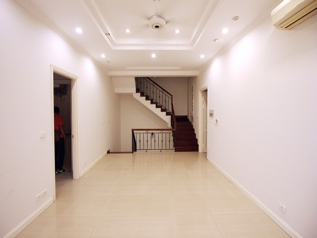 Chính chủ cho thuê biệt thự ciputra căn góc đồ cơ bản khu T diện tích 320m2 giá tốt 5