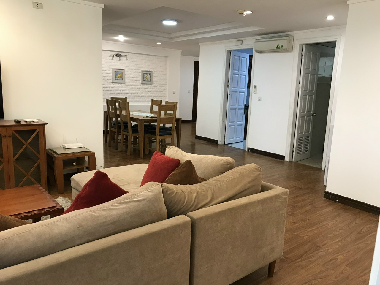 Chính chủ cho thuê căn hộ 4PN/154m2 full đồ đẹp, view thoáng tại G3 Ciputra 4