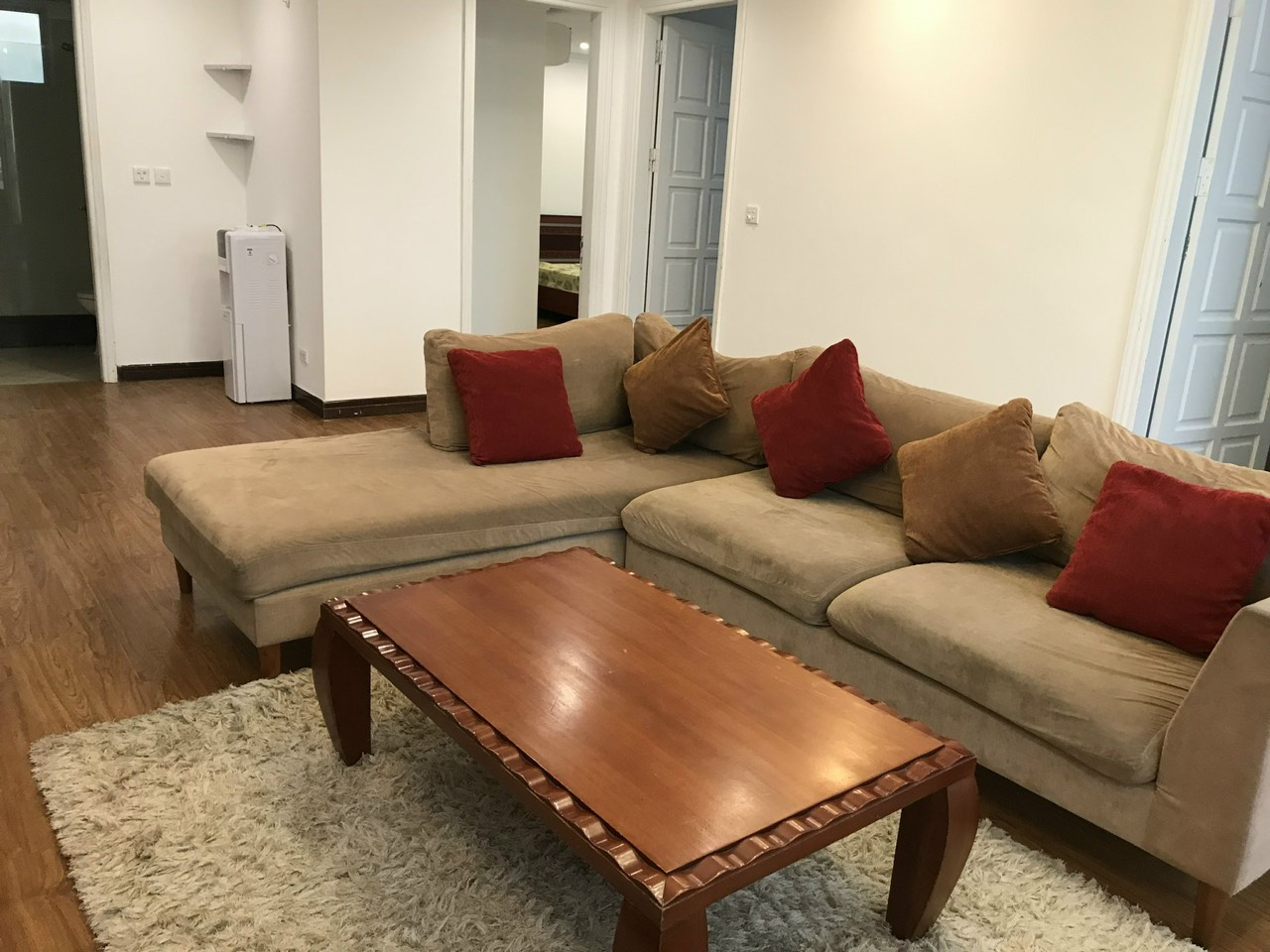 Chính chủ cho thuê căn hộ 4PN/154m2 full đồ đẹp, view thoáng tại G3 Ciputra 5
