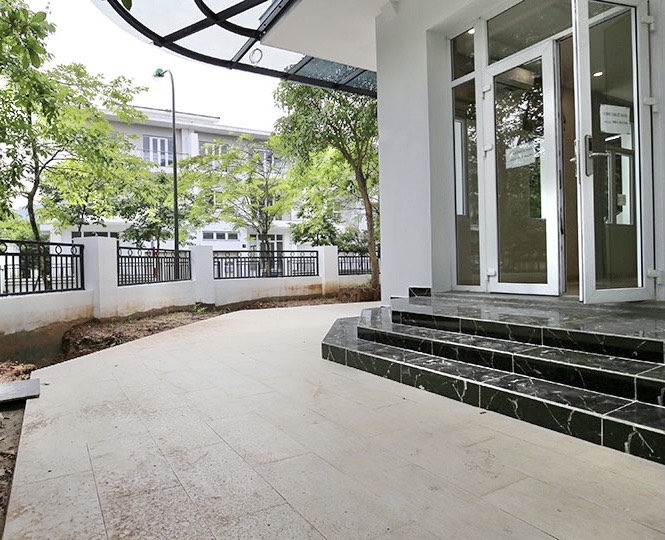 Cho thuê biệt thự 300m2 vị trí đẹp, phong thủy tốt tại K2 Ciputra - Khu VIP 12