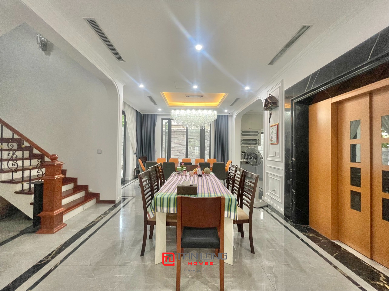 Cho thuê biệt thự đẳng cấp T6 Ciputra: 5PN/335m2 full đồ sẵn thang máy, sân vườn 9
