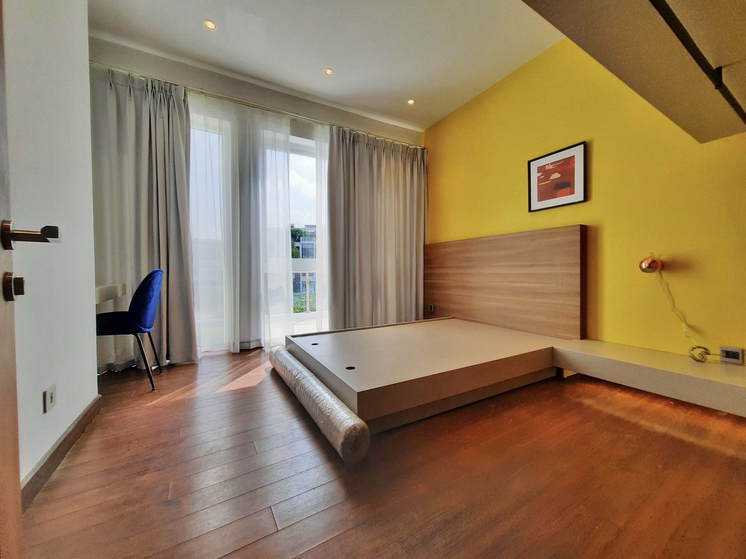 Cho thuê biệt thự khu Q diện tích 425m2, 5 phòng ngủ giá 6000usd/ 1 tháng 10