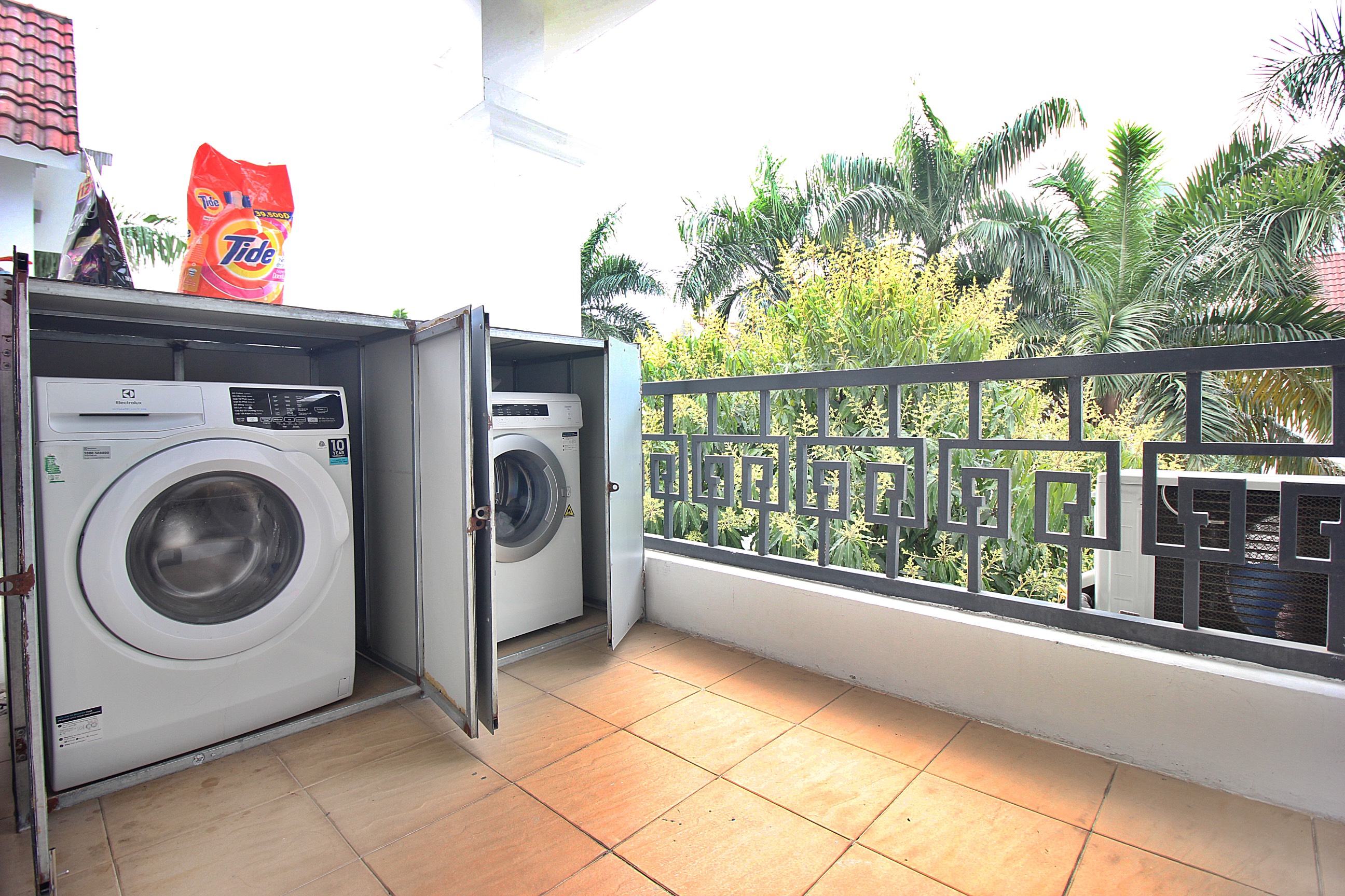Cho thuê biệt thự khu T Ciputra, Tây Hồ, Hà Nội giá rẻ LH: 0989734734 7