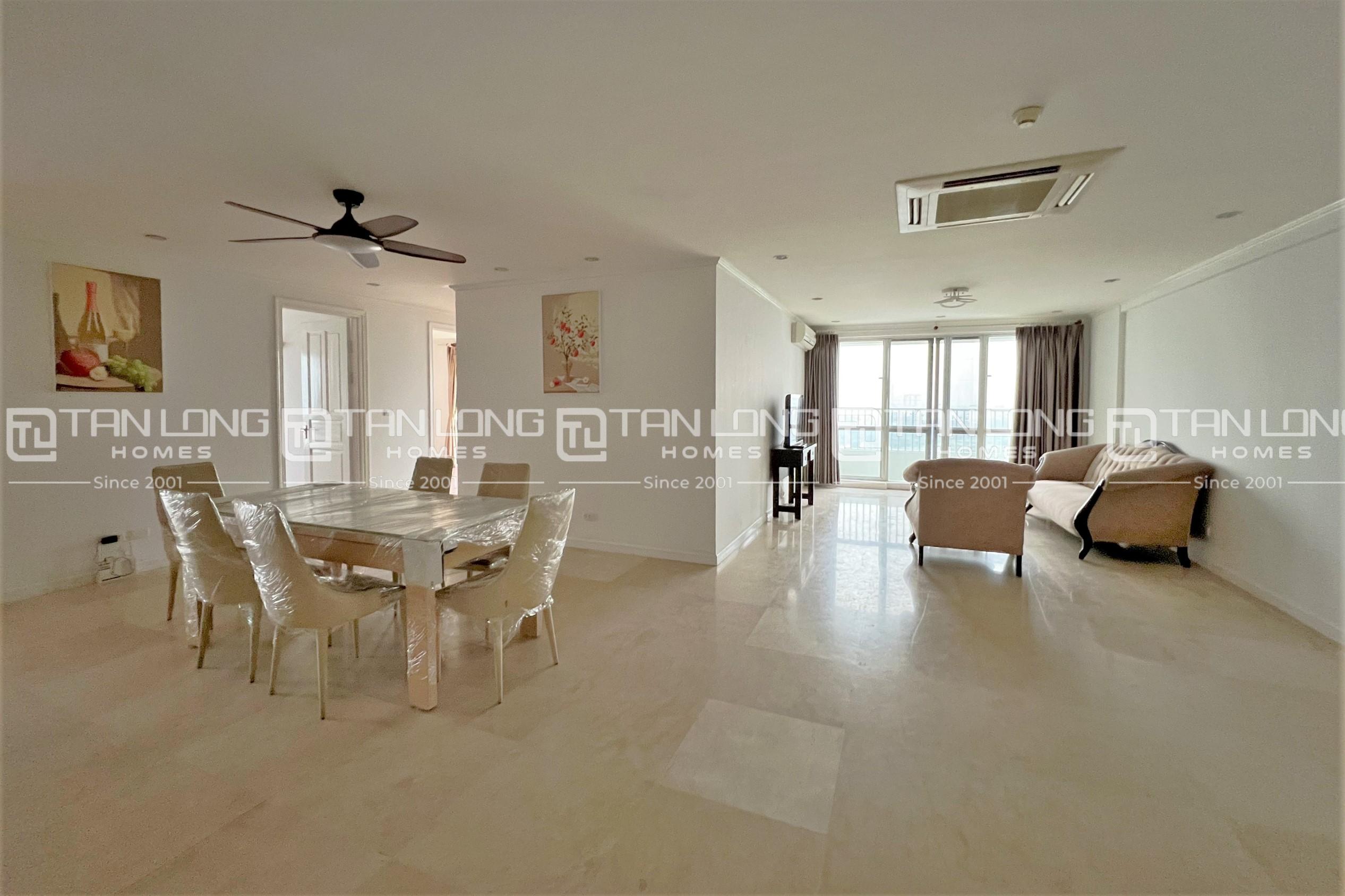 Cho thuê căn 4PN/182m2 đồ cơ bản tòa P2 Ciputra, nhận nhà luôn 3