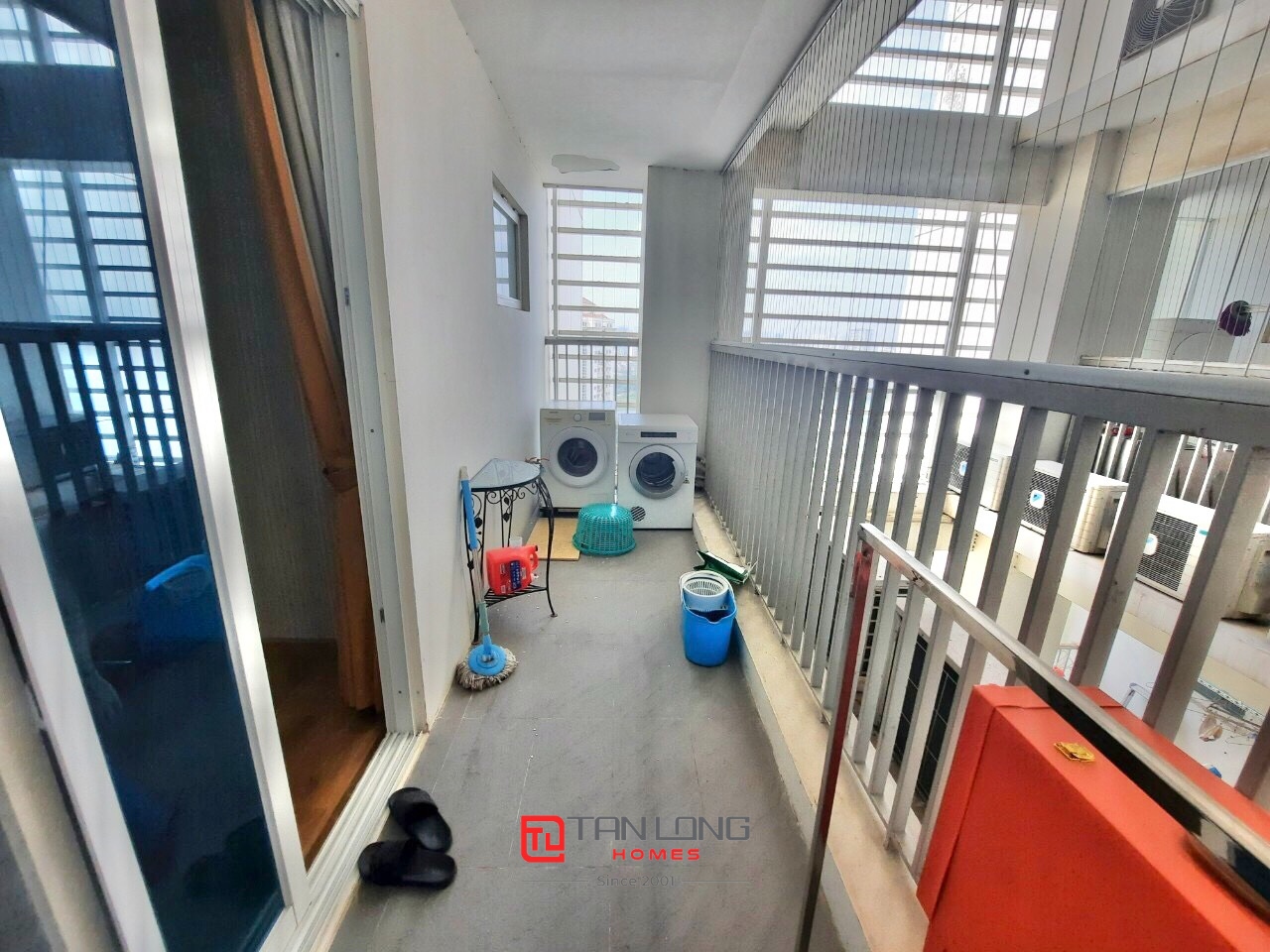 Cho thuê căn 4PN/267m2 full đồ nhập khẩu tại L1 Ciputra 14