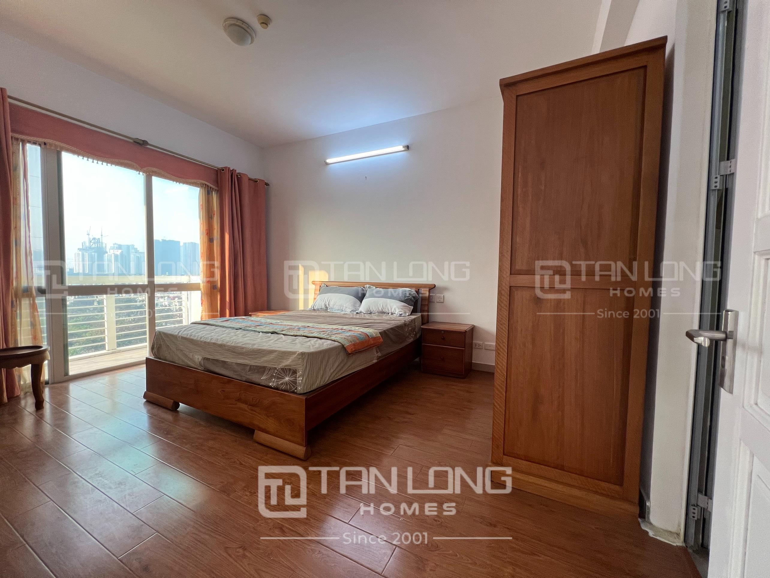Cho thuê căn hộ 3 ngủ 123m2 full đồ giá rẻ, tòa E4 Ciputra 9