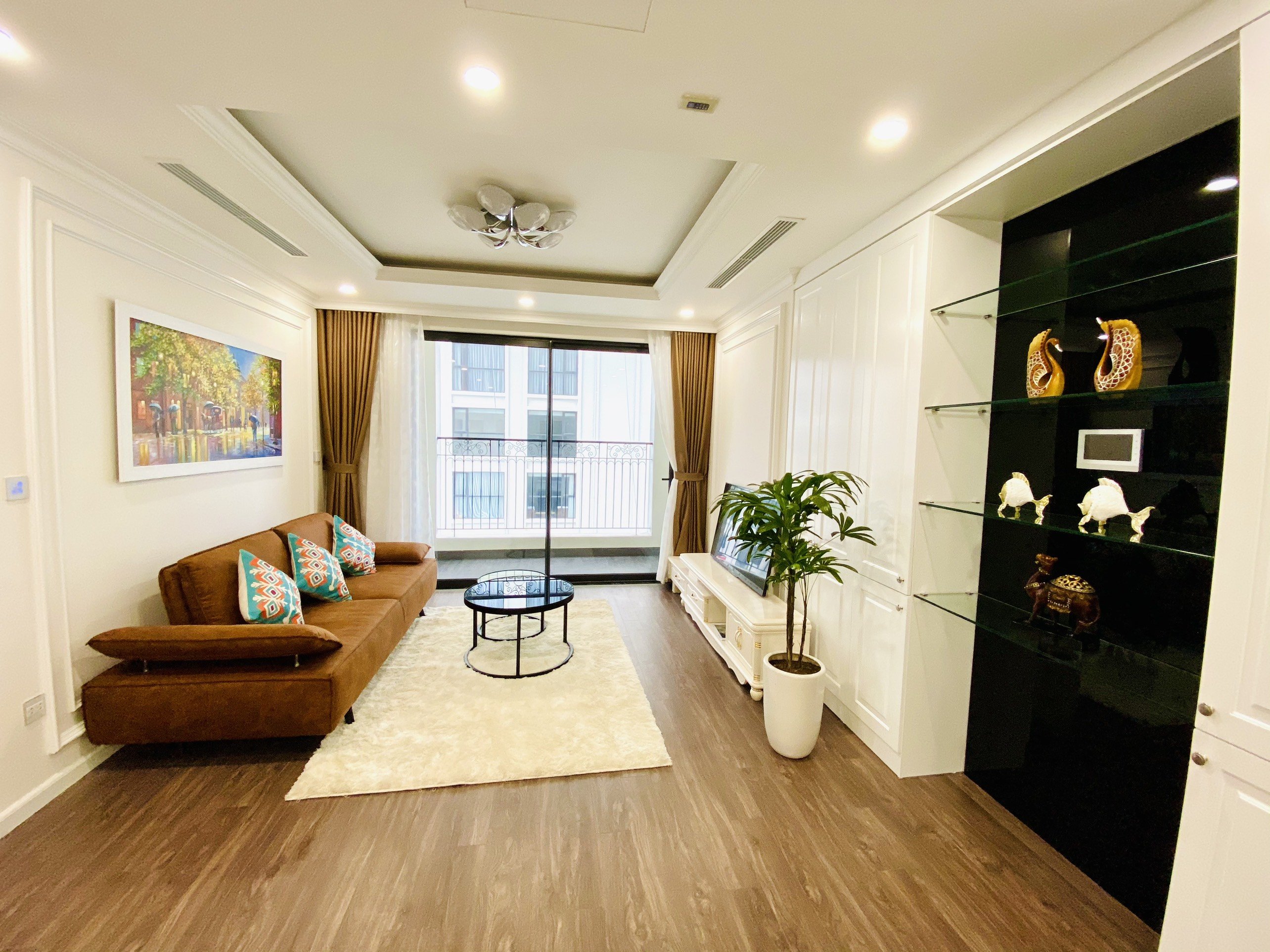 Cho thuê căn hộ 3 ngủ, tầng trung, toà R3 Sunshine Riverside Ciputra 1
