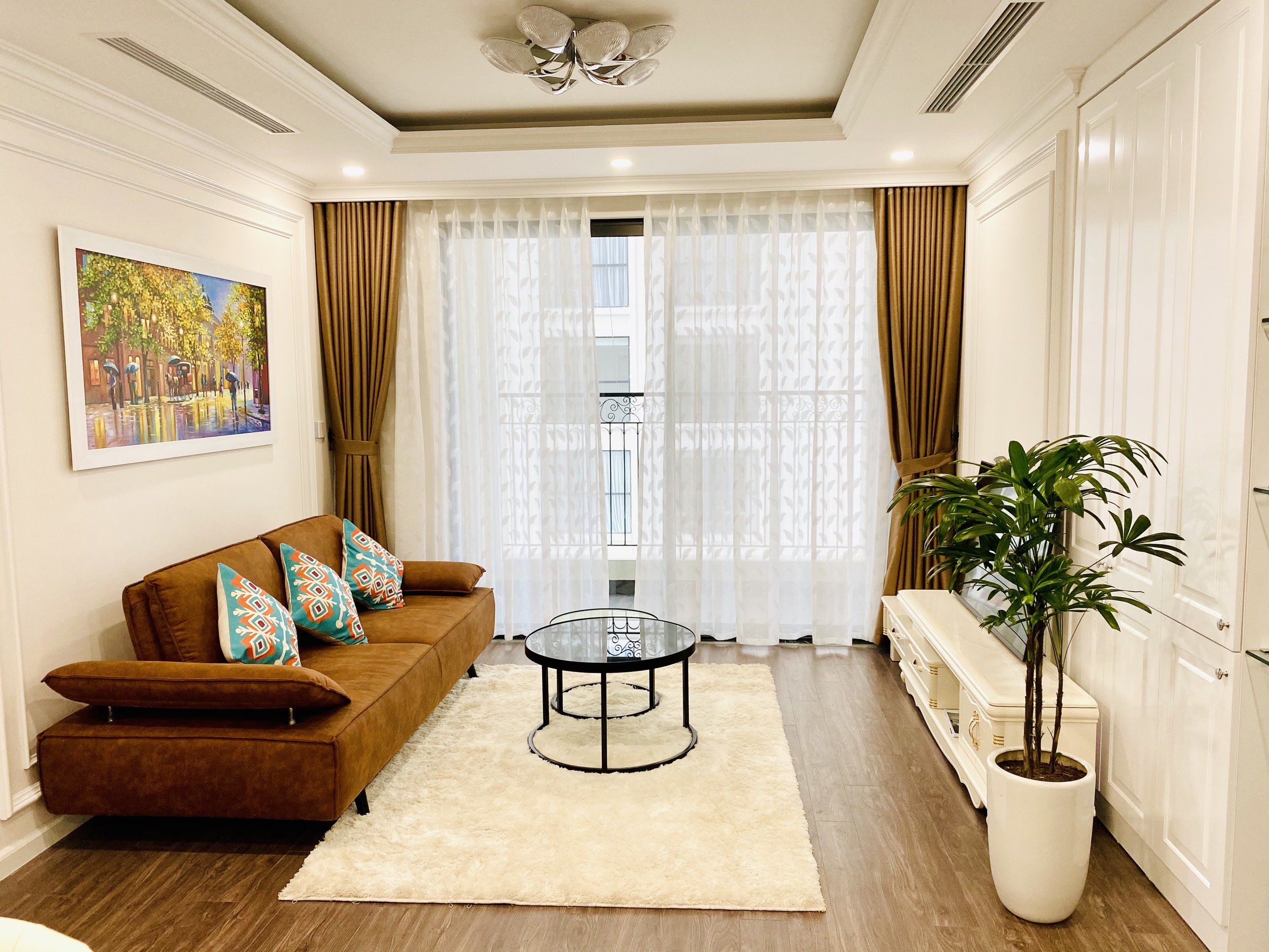 Cho thuê căn hộ 3 ngủ, tầng trung, toà R3 Sunshine Riverside Ciputra 3