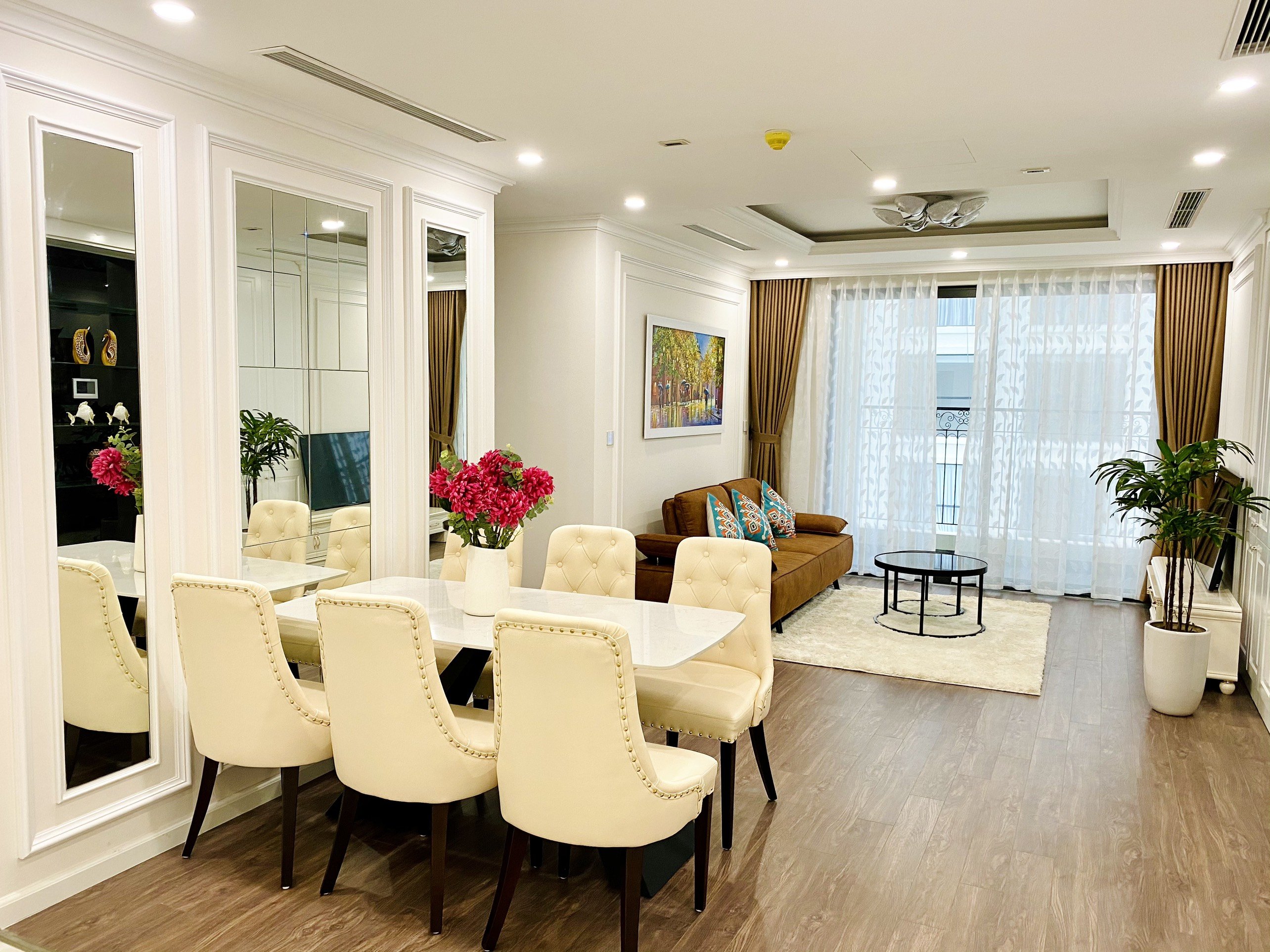 Cho thuê căn hộ 3 ngủ, tầng trung, toà R3 Sunshine Riverside Ciputra 4