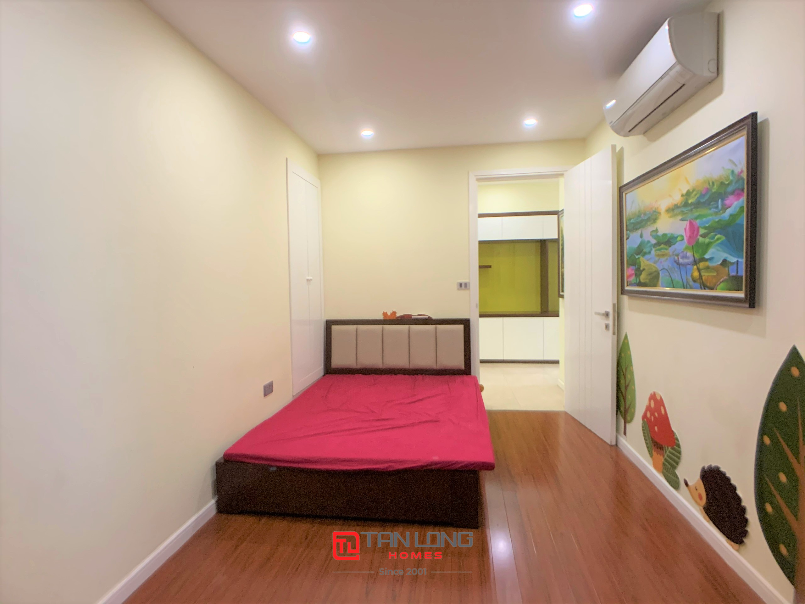 Cho thuê căn hộ 3PN/114m2 full đồ mới view đẹp giá tốt tại L1 Ciputra 7
