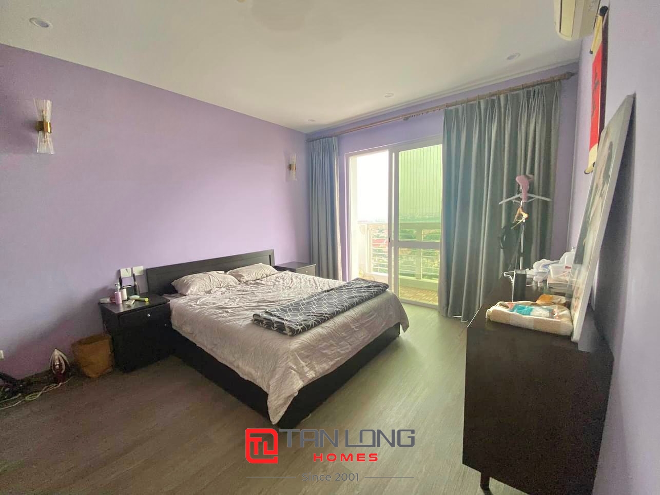 Cho thuê căn hộ 3PN/123m2 full đồ mới tòa E5 Ciputra 5