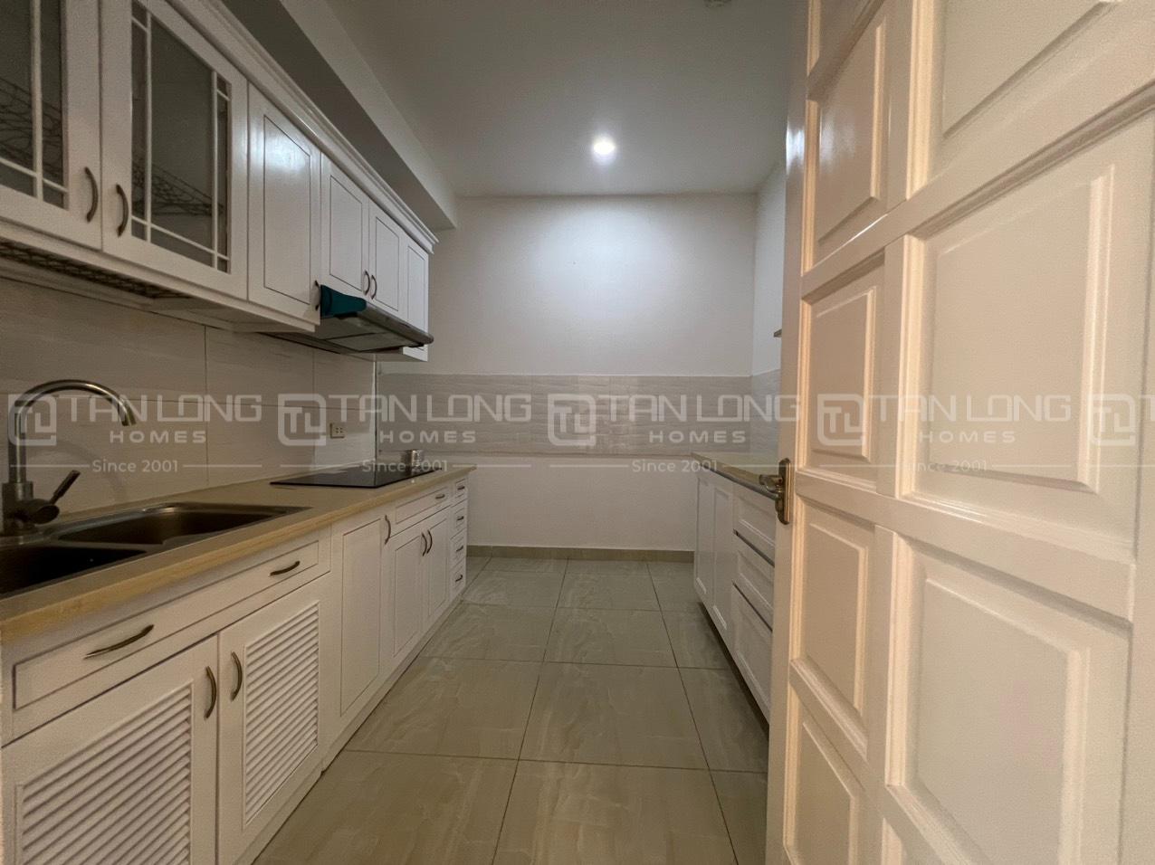 Cho thuê căn hộ 3PN/123m2 full đồ tòa E5 Ciputra Hà Nội 5