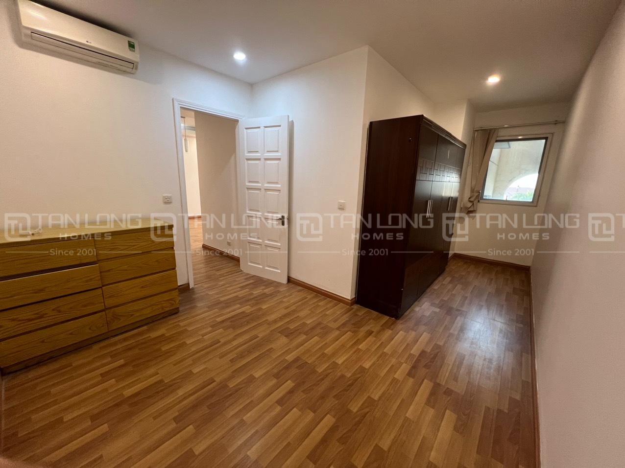 Cho thuê căn hộ 3PN/123m2 full đồ tòa E5 Ciputra Hà Nội 9
