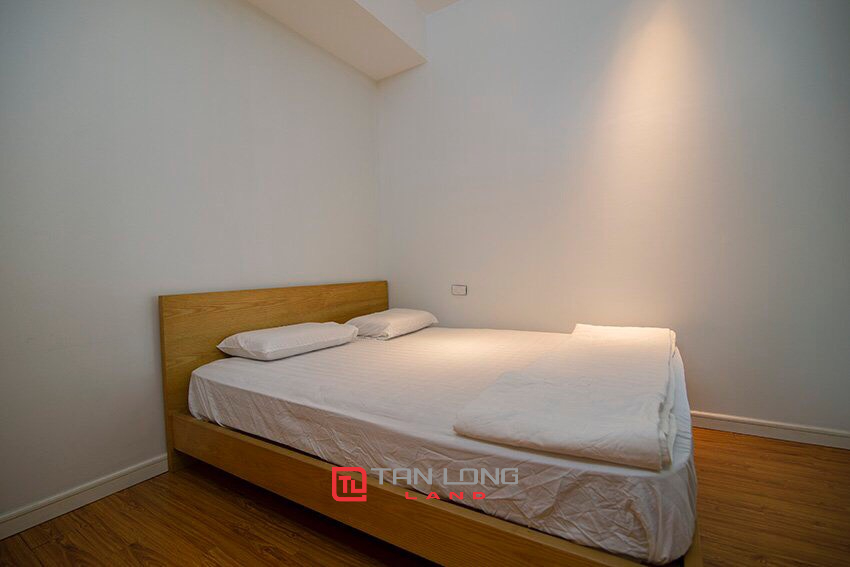 Cho thuê căn hộ 3PN/145m2 tầng cao view thoáng full đồ tại P2 Ciputra 6